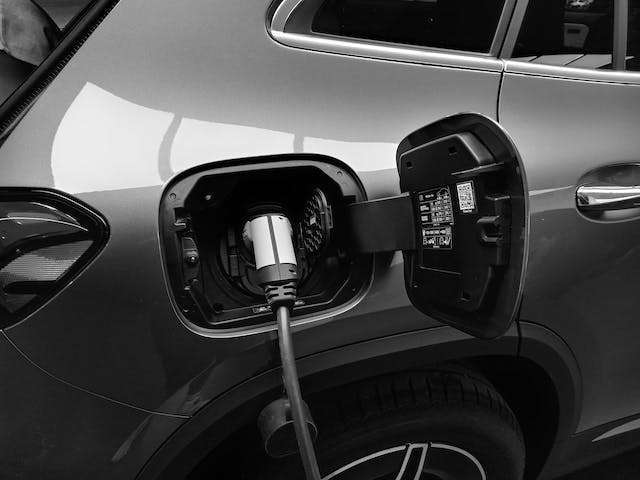 Pakistan's Drive: Hybrid or Electric Cars